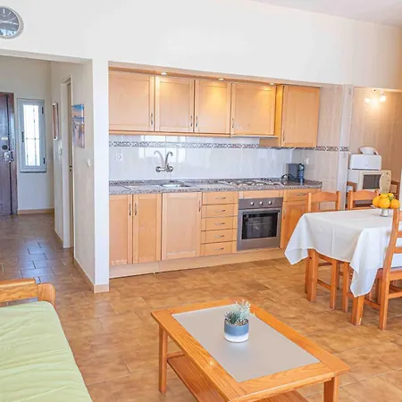 Sea View 6f Apartment *