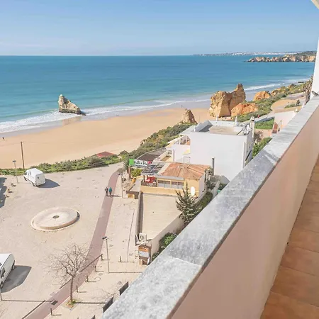 Apartment Sea View 6f *
